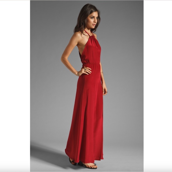 Stone Cold Fox Onyx Gown - Picture 2 of 12